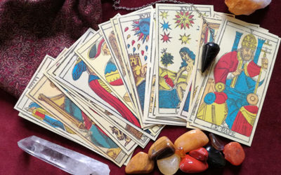 New Moon Book Review of Tarot In Motion